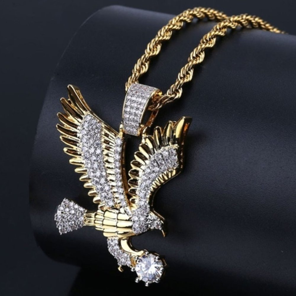 Gorgeous Gold-Plated Cubic Zirconia Flying Eagle Pendant - Picture 1 of 7